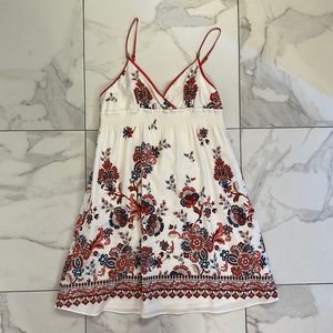 ❄️ Aeropostale Cotton Sundress size Small White w/ Multicolor Design Adult-Teen